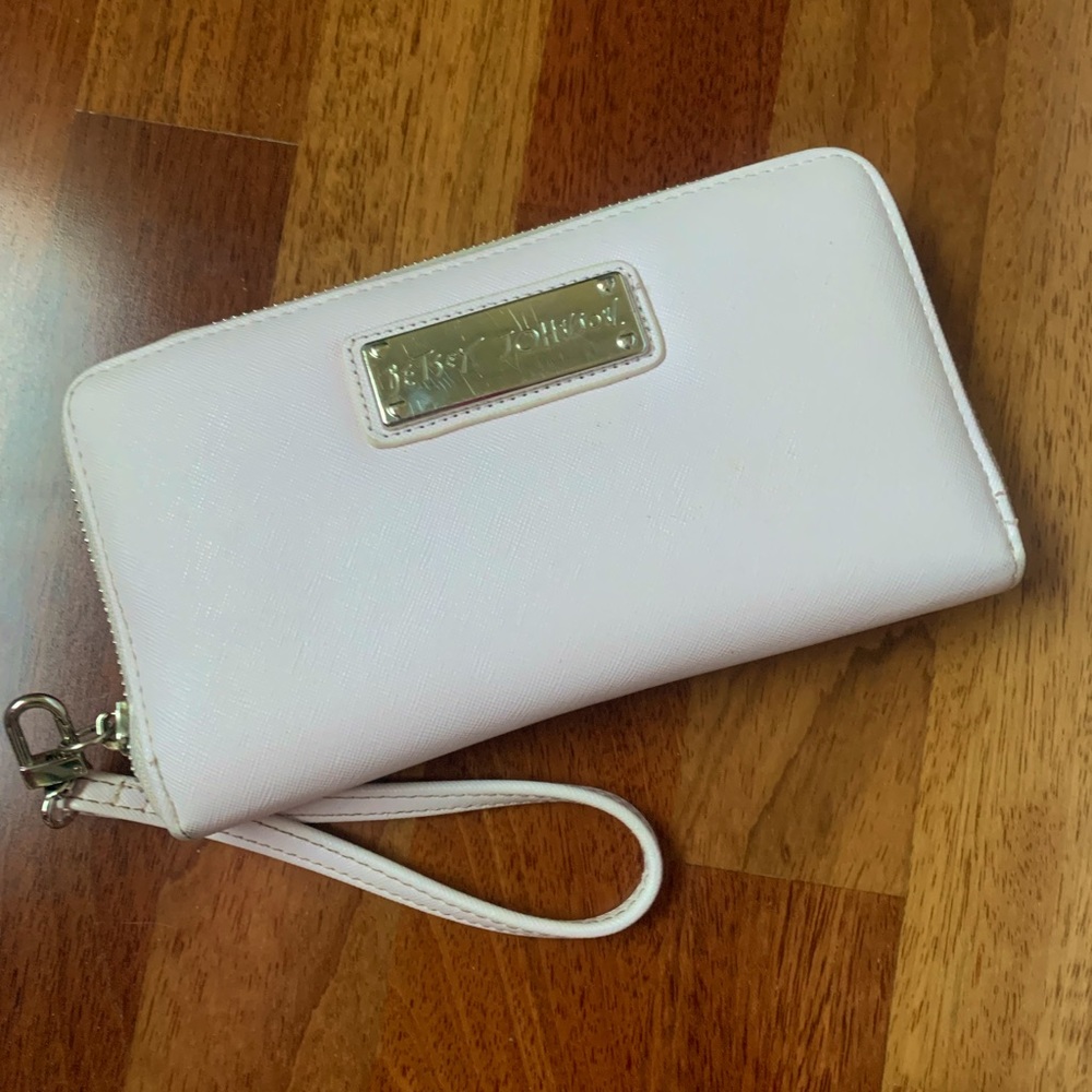 Betsey Johnson clutch- light pink